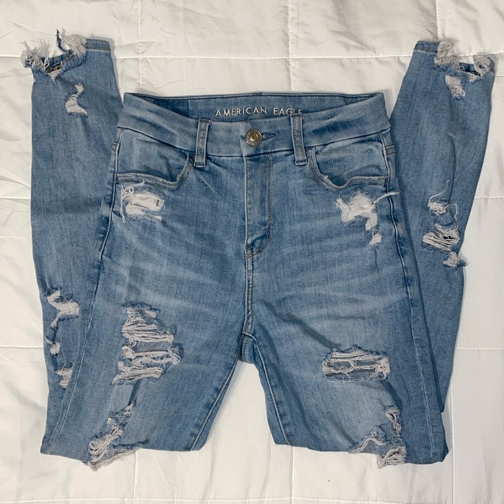 American Eagle distressed skinny jeans